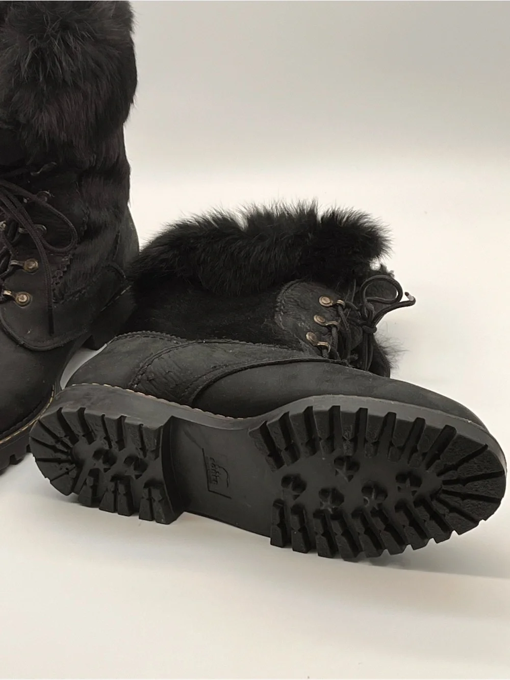 Sorel Womens 11 Black Rabbit/Calf Fur-Trim Panels Lace-Up Lug Sole Boots Leather
